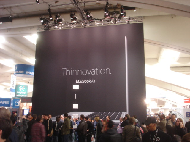 Apple banner for the MacBook Air: "Thinnovation"